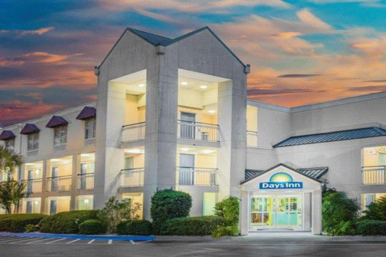 Hotel Carolina A Days Inn By Wyndham Hilton Head Island Zewnętrze zdjęcie
