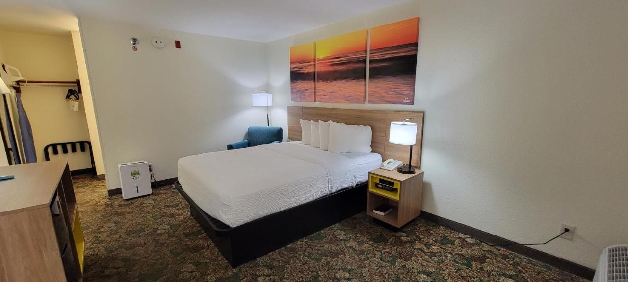 Hotel Carolina A Days Inn By Wyndham Hilton Head Island Zewnętrze zdjęcie