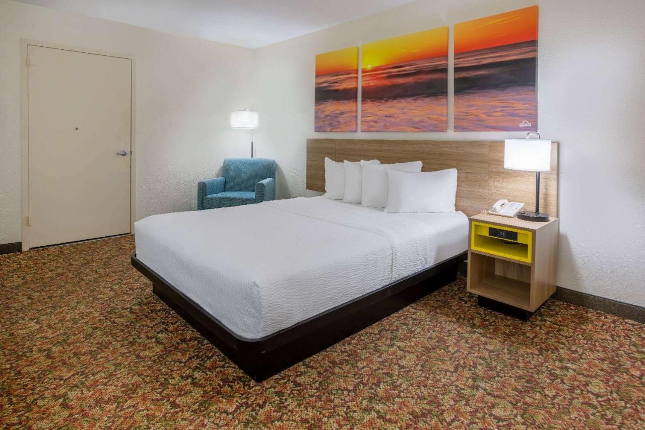 Hotel Carolina A Days Inn By Wyndham Hilton Head Island Zewnętrze zdjęcie
