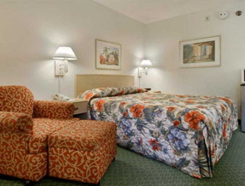 Hotel Carolina A Days Inn By Wyndham Hilton Head Island Zewnętrze zdjęcie